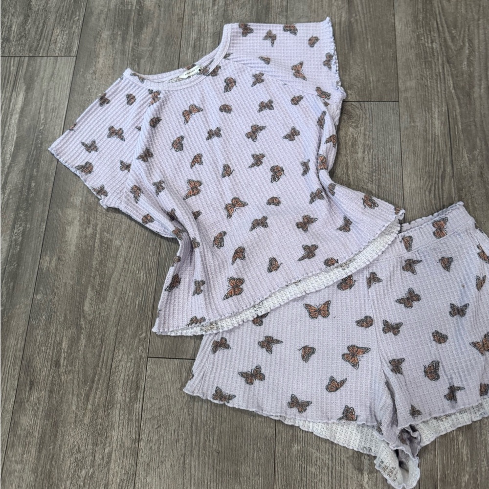 AMERICAN EAGLE Charming Butterfly Print Loungewear Set pajama - Picture 6 of 10